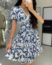 Load image into Gallery viewer, Daisy Print Puff Sleeve Lace Trim Dress
